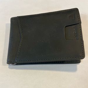 The Apollo Andar Wallet